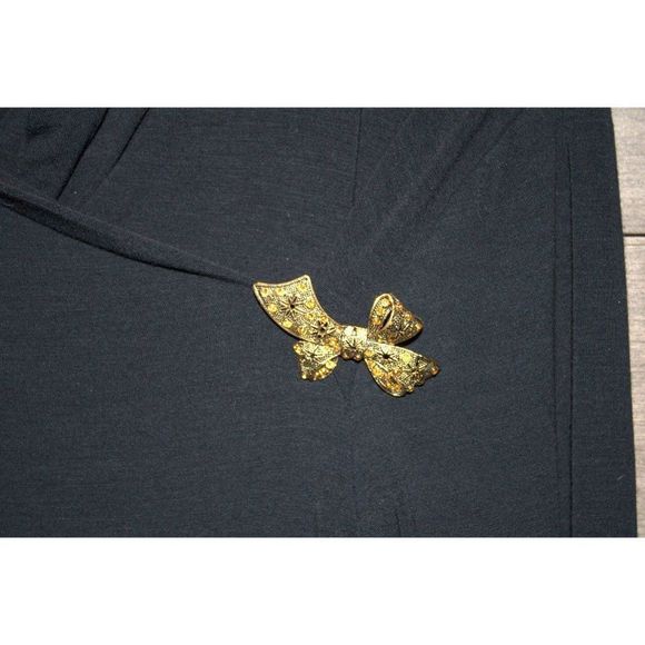 Conrad Collection Black Blouse with Gold Bow Accent Brooch size Medium - Picture 2 of 4